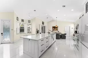 104 Hidden Hollow, Palm Beach Gardens, FL 33418 - Photo 10
