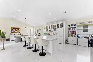 104 Hidden Hollow, Palm Beach Gardens, FL 33418 - Photo 8