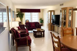 4037 Guildford C, Boca Raton, FL 33434 - Photo 2