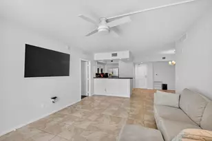 403 S Sapodilla Ave, West Palm Beach, FL 33401 - Photo 14