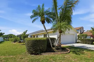 3970 Classic Ct, West Palm Beach, FL 33417 - Photo 4
