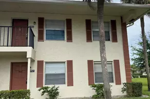 9921 Three Lakes Cir, Boca Raton, FL 33428 - Photo 2