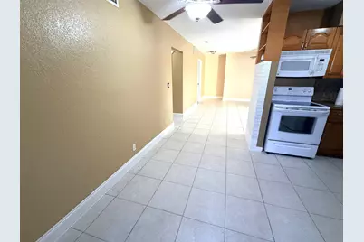 551 SE 15th Street #W, Pompano Beach, FL 33062 - Photo 10