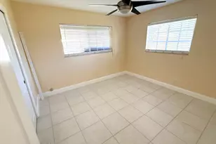 551 SE 15th St, Pompano Beach, FL 33062 - Photo 4