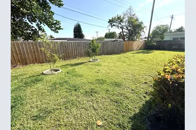 551 SE 15th Street #W, Pompano Beach, FL 33062 - Photo 12