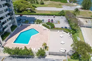 5600 N Flagler Dr, West Palm Beach, FL 33407 - Photo 22