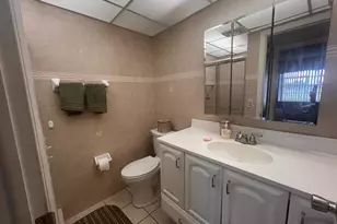 A Flanders, Delray Beach, FL 33484 - Photo 4