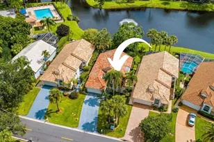 6866 Briarlake Cir, Palm Beach Gardens, FL 33418 - Photo 2