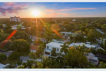 2015 NE 4th Avenue, Wilton Manors, FL 33305 - Photo 64