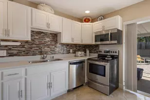 832 Green St, West Palm Beach, FL 33405 - Photo 8