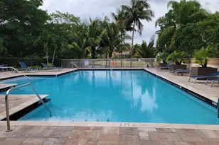 477 Cameron Dr, Weston, FL 33326 - Photo 38