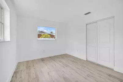 9490 NW 20th Place, Sunrise, FL 33322 - Photo 34