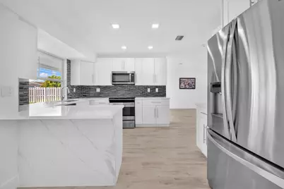 9490 NW 20th Place, Sunrise, FL 33322 - Photo 16
