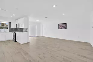 9490 NW 20th Pl, Sunrise, FL 33322 - Photo 18
