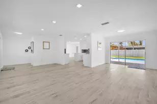 9490 NW 20th Pl, Sunrise, FL 33322 - Photo 8