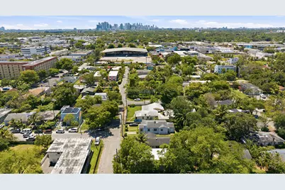 7700 NE 1st Court, Miami, FL 33138 - Photo 22
