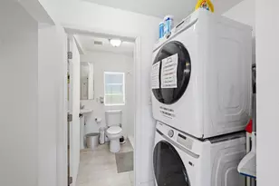 7700 NE 1st Ct, Miami, FL 33138 - Photo 16