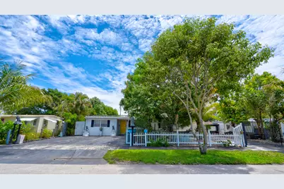 3246 Orange Street, Boynton Beach, FL 33435 - Photo 2