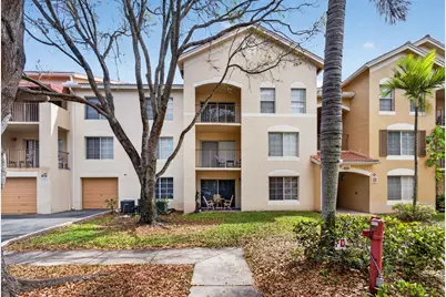 4211 San Marino Boulevard #105, West Palm Beach, FL 33409 - Photo 2