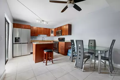 2244 White Pine Circle #B, Greenacres, FL 33415 - Photo 6