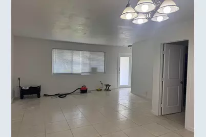 7821 NW 14th Street, Pembroke Pines, FL 33024 - Photo 8