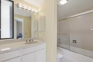 1109 E Marine Way E, North Palm Beach, FL 33408 - Photo 42