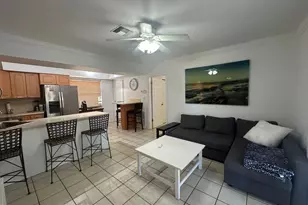 740 NE 37th St, Oakland Park, FL 33334 - Photo 6