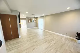 321 Sandtree Dr, Palm Beach Gardens, FL 33403 - Photo 4
