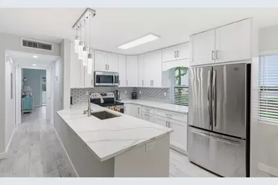 634 Normandy N, Delray Beach, FL 33484 - Photo 6