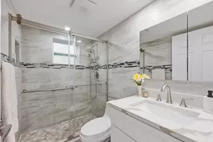 634 Normandy N, Delray Beach, FL 33484 - Photo 10