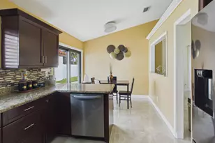 169 Executive Cir, Boynton Beach, FL 33436 - Photo 28