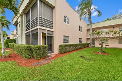 343 Capri #H, Delray Beach, FL 33484 - Photo 12