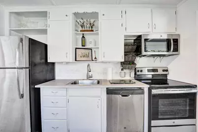 221 S Ocean Breeze #1 & #2, Lake Worth Beach, FL 33460 - Photo 10
