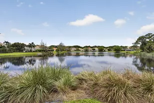 71 Princewood Ln, Palm Beach Gardens, FL 33410 - Photo 2