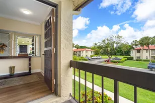 21218 Lago Cir, Boca Raton, FL 33433 - Photo 8