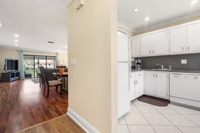 21218 Lago Circle #H, Boca Raton, FL 33433 - Photo 12