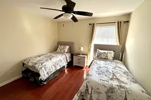 1000 Lake Breeze Dr, Wellington, FL 33414 - Photo 16