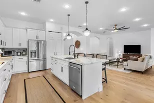 9009 New Hope Ct, Royal Palm Beach, FL 33411 - Photo 8