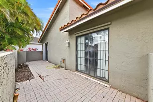 263 NW 48th Ave, Deerfield Beach, FL 33442 - Photo 22
