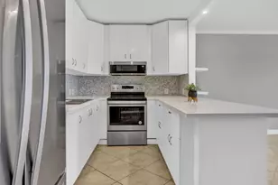 265 Preston G Way, Boca Raton, FL 33434 - Photo 2