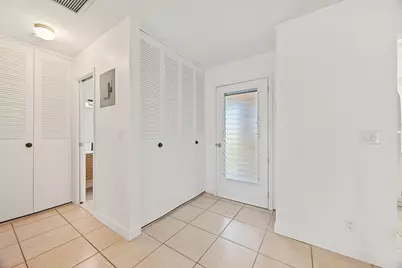 2691 Dudley Dr Drive E #D, West Palm Beach, FL 33415 - Photo 6