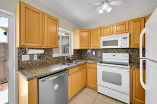 16 NE 20th Ct, Wilton Manors, FL 33311 - Photo 8