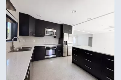 1717 NE 20th Avenue, Fort Lauderdale, FL 33305 - Photo 2