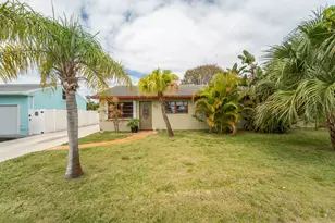 723 N 7th St, Lantana, FL 33462 - Photo 2