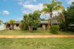 723 N 7th St, Lantana, FL 33462 - Photo 2
