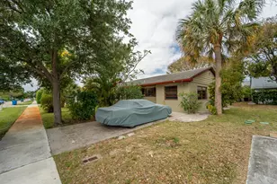 723 N 7th St, Lantana, FL 33462 - Photo 4