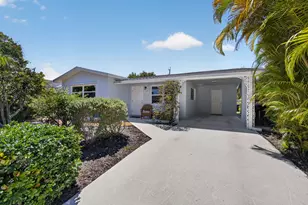 1817 N Ocean Breeze, Lake Worth Beach, FL 33460 - Photo 2