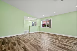 6291 Breckenridge Cir, Lake Worth, FL 33467 - Photo 10