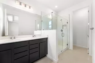 4315 Efendi Dr, Lantana, FL 33462 - Photo 6