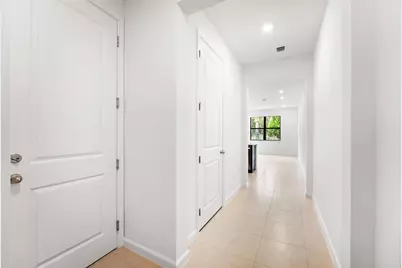 4315 Efendi Drive, Lantana, FL 33462 - Photo 8